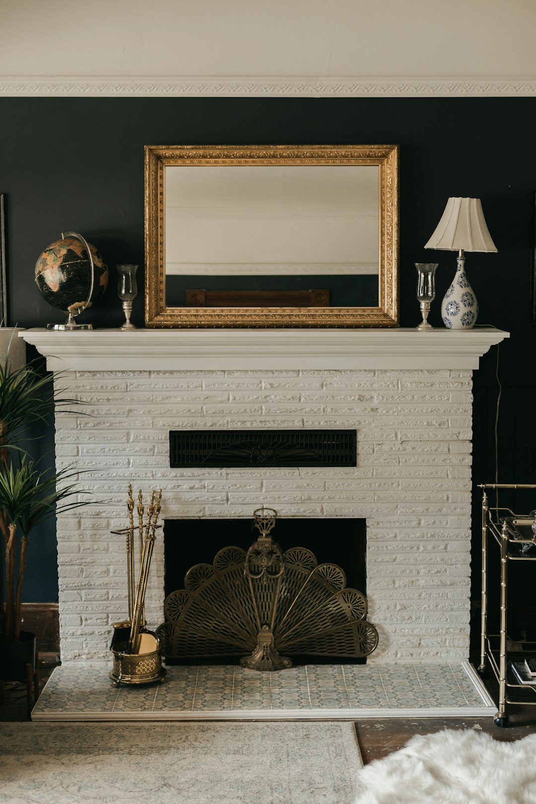 Home white-and-gold-fireplace-with-brown-wooden-frame-jwphnl1-ovi